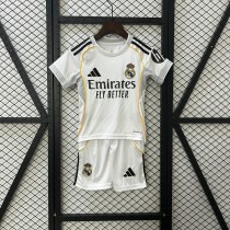 Maillot Real Madrid Enfant Domicile 2025/2026
